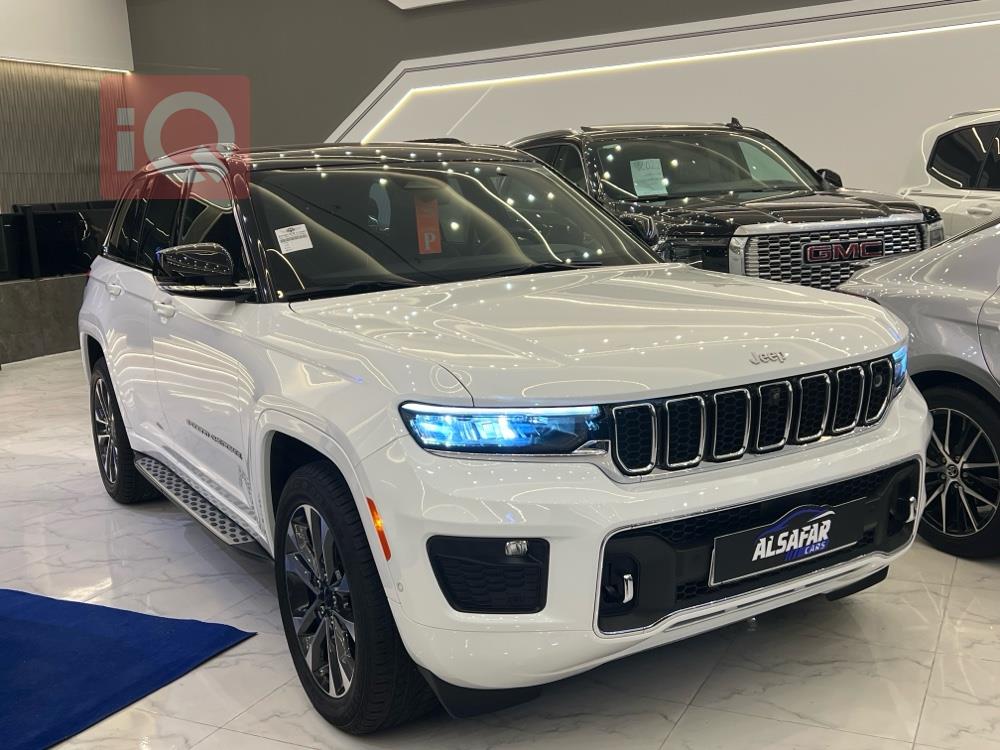 جیپ گراند شیرۆکی